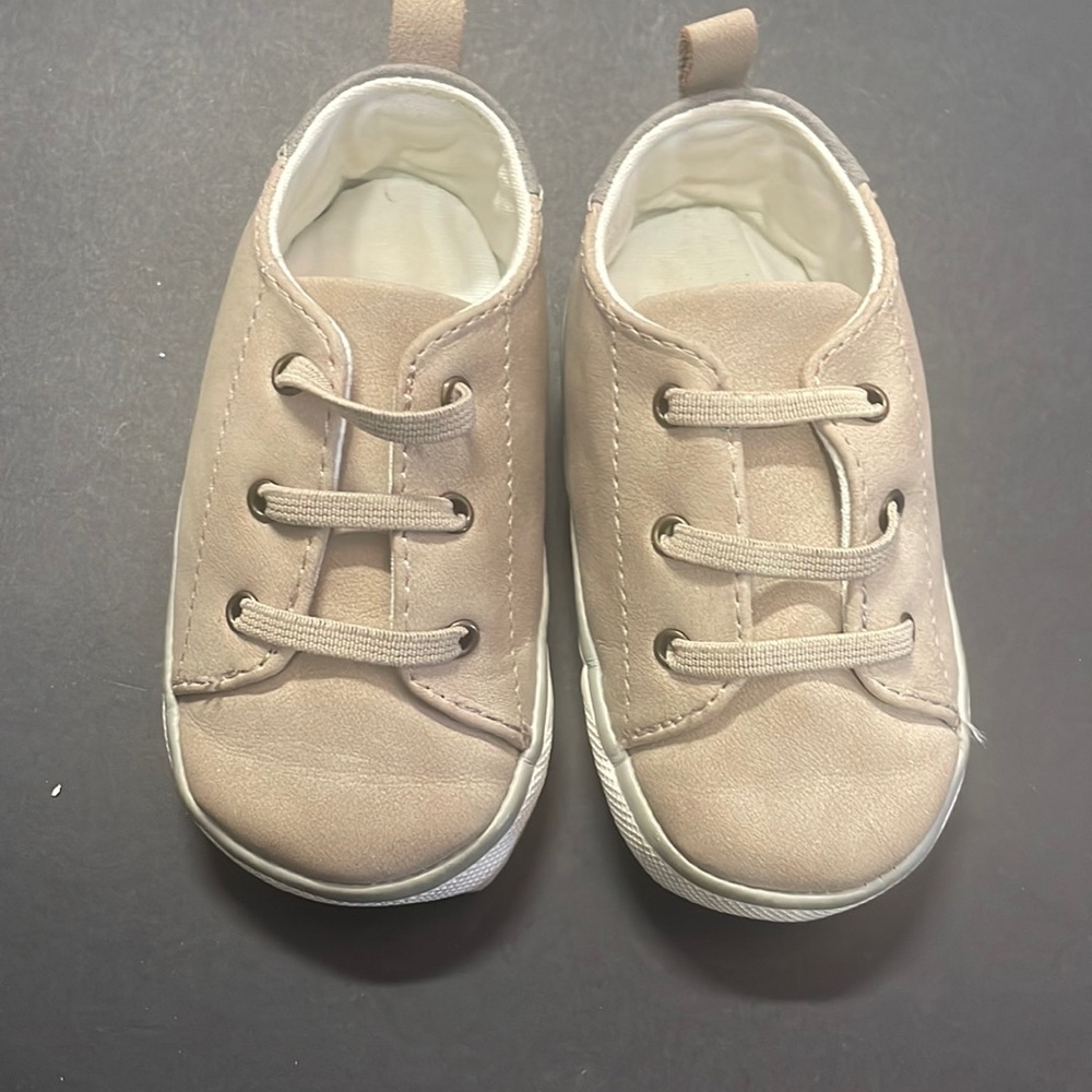 Baby Deer- size 4 (walker)